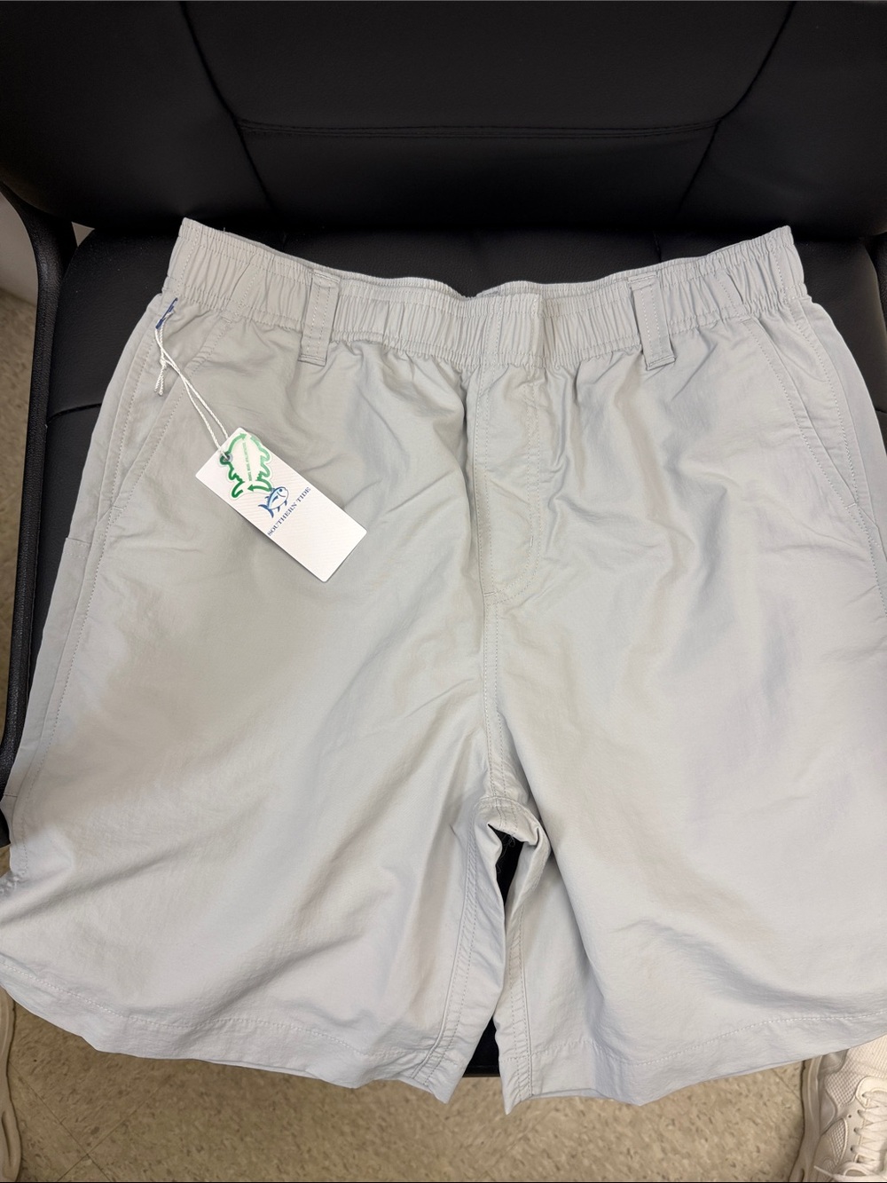 Southern Tide Youth Athletic Shorts in Light Gray